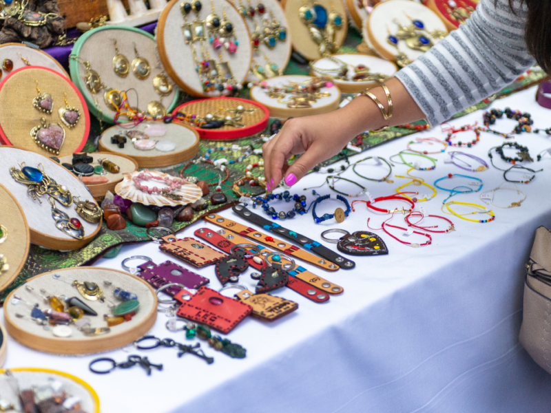 60 Cheap Popular Crafts That Sell Out Fast at a Fair (Easy Handmade Items That Make Money)